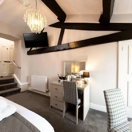 Bed & Breakfast Maypole