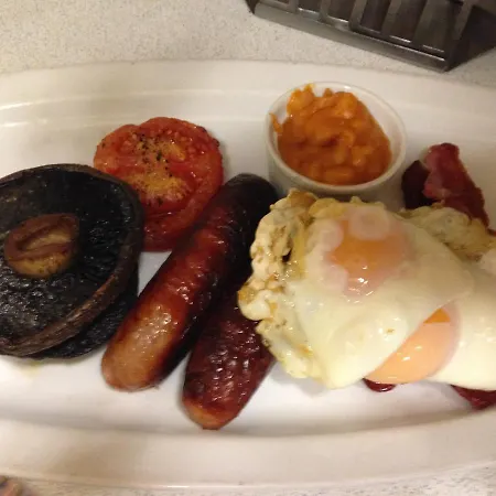 Maypole Bed & Breakfast 3*