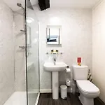 Maypole B&B 3*