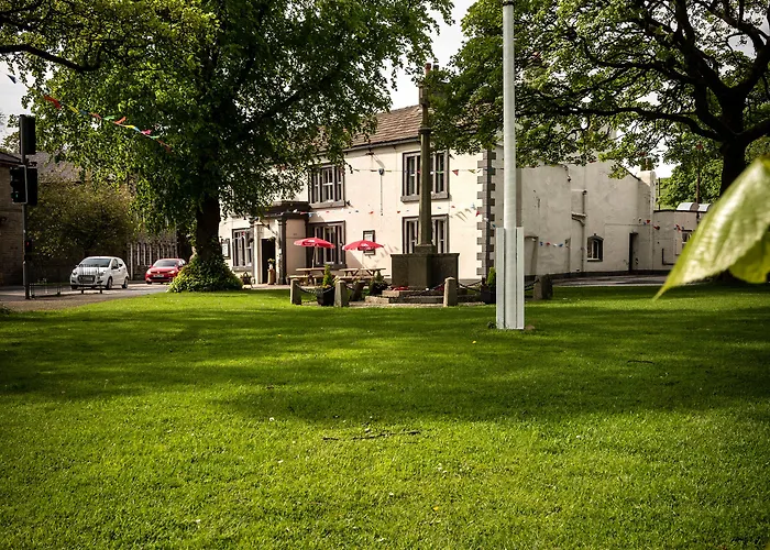 Bed & Breakfast Maypole 3*