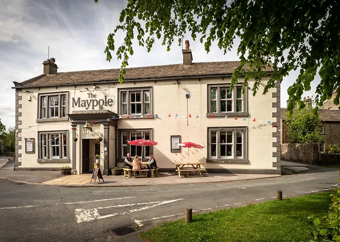 Bed & Breakfast Maypole