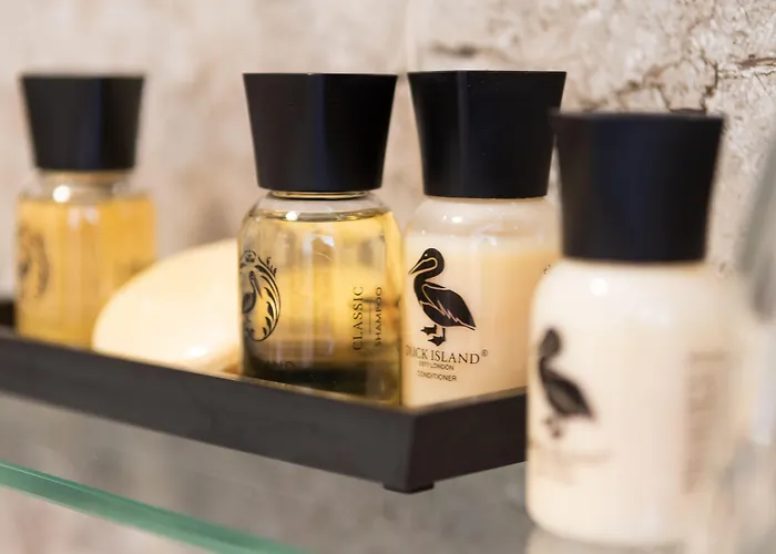 Bed & Breakfast Maypole