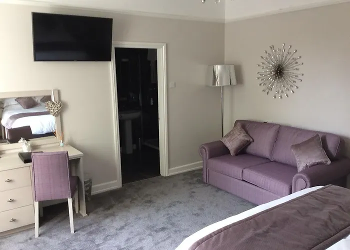 Maypole Bed & Breakfast