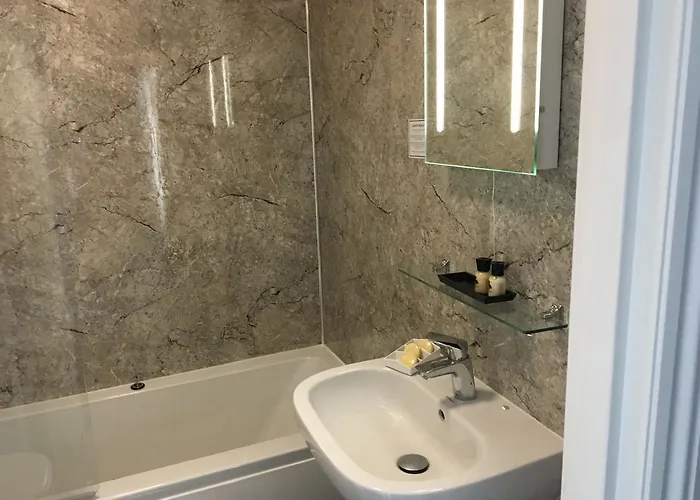 Maypole Bed & Breakfast