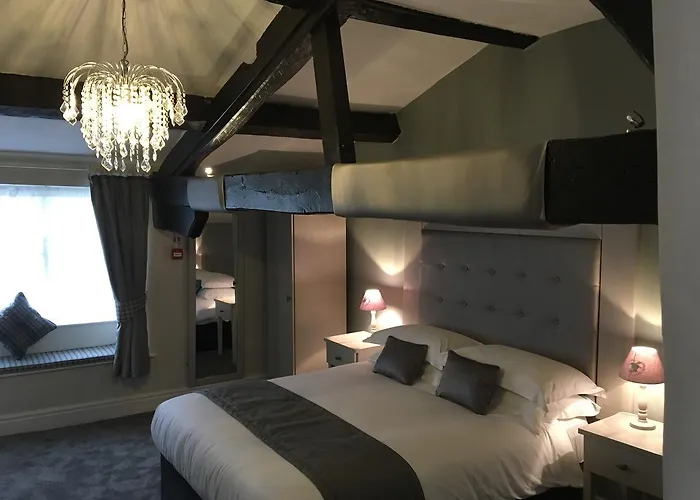 Bed & Breakfast Maypole 3*