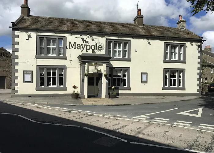 Maypole